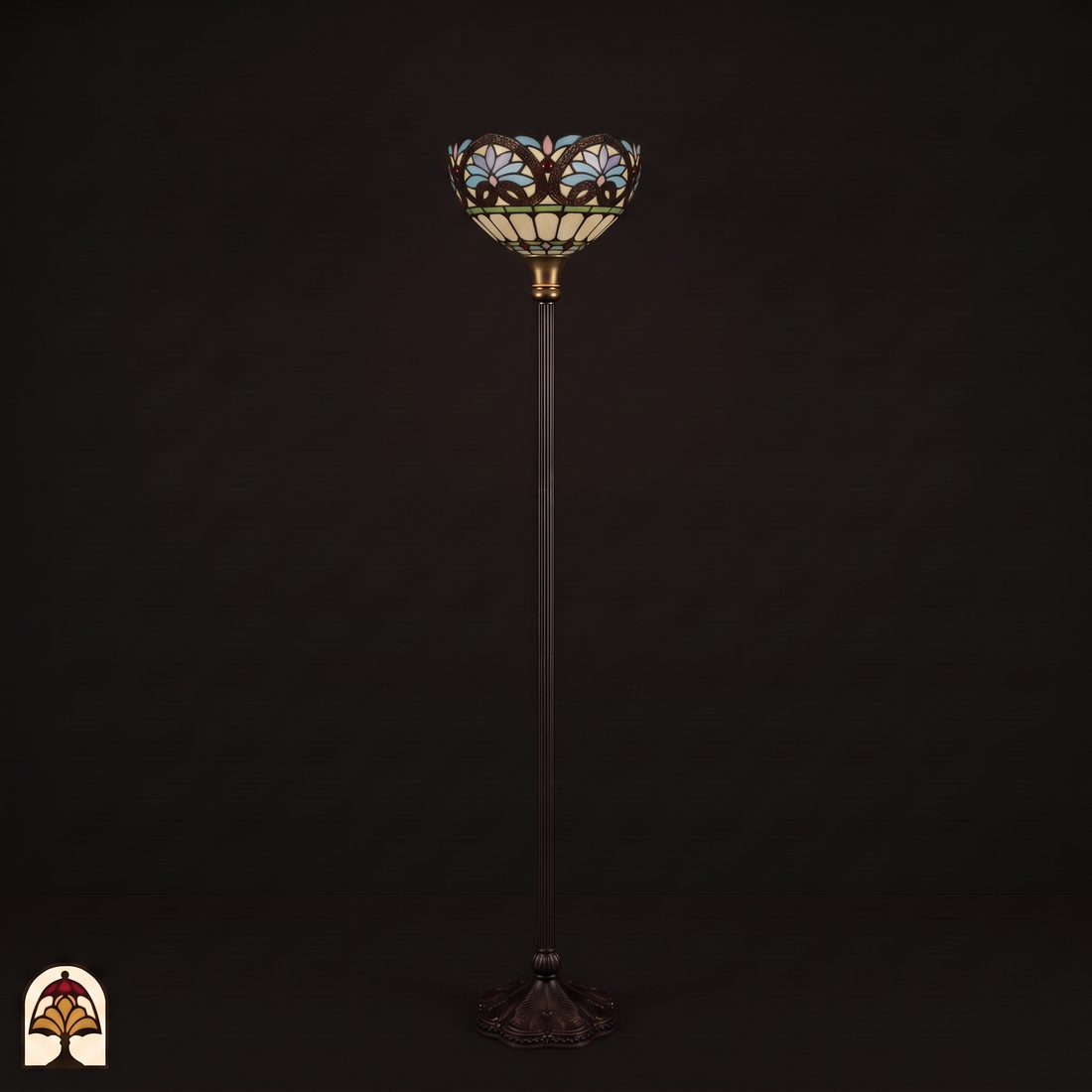 Tiffany vloerlamp Lucette Celeste ⌀30 cm – uitgeschakeld, volledig zicht op slanke 178 cm uplighter