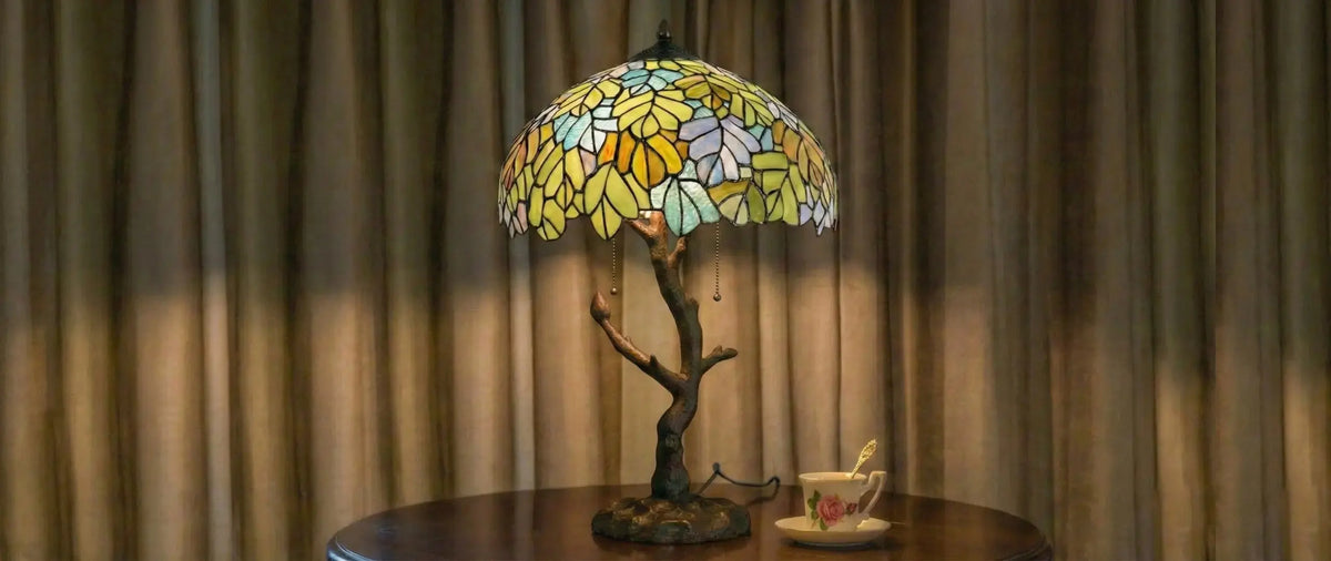 Tiffany lamp: zo combineer je ze perfect met je interieurstijl - De Sierkamer