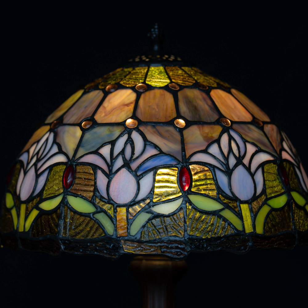 Dieselbe Lampe mit eingeschaltetem Licht