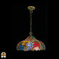 Tiffany lamp hanglamp onverlicht, volledig beeld met bronzen plafondrozet en lange bronzen ketting, koepelvorm met kleurrijk bloemenpatroon in rood, blauw, geel en groen glas-in-lood, gekartelde onderkant