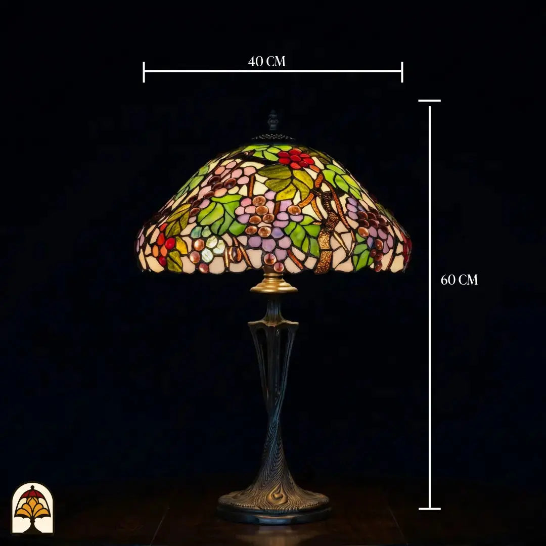 Maatafbeelding Tiffany tafellamp Sylva Berria, kapbreedte 40 cm, totale hoogte 60 cm