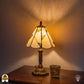 Tiffany tafellamp Lumina Foliage in interieur verlicht – minimalistisch elegante uitstraling